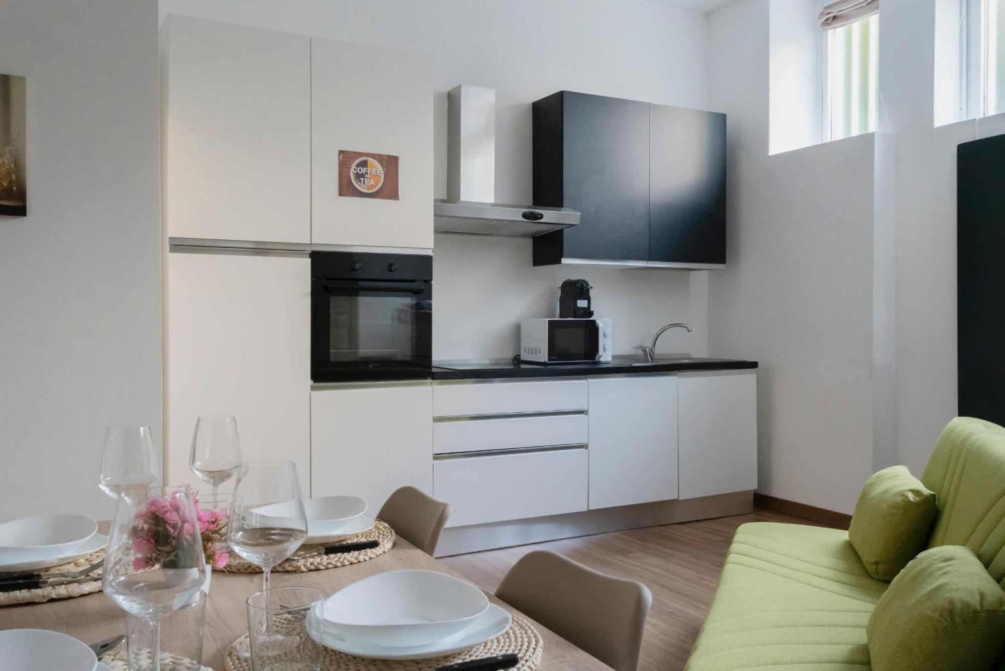 Elegant Sweet Home Suite - Milan, 15 Minute Duomo Milão Exterior foto